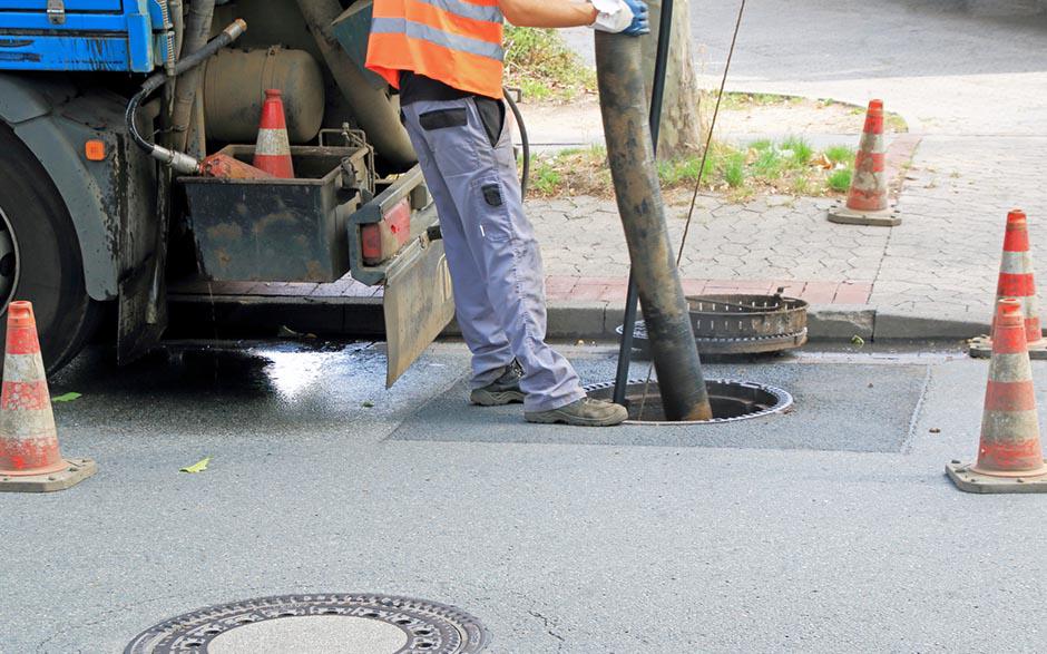 entreprise pour déboucher canalisation Paris 13
